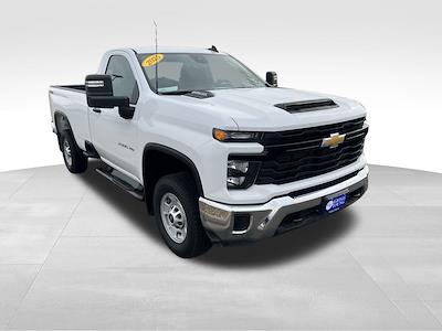 Used 2025 Chevrolet Silverado 2500 - photo 1