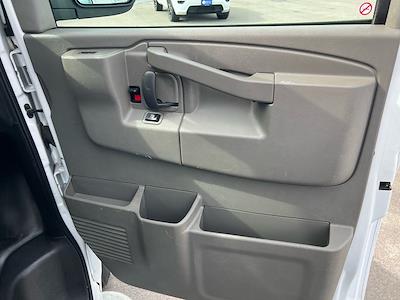 Used 2024 Chevrolet Express 2500 - photo 1