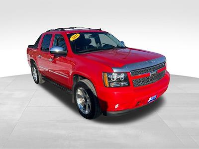 Used 2011 Chevrolet Avalanche - photo 1