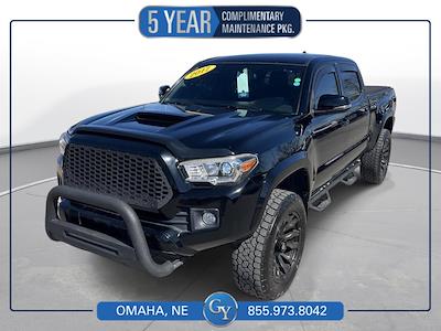 Used 2017 Toyota Tacoma - photo 1
