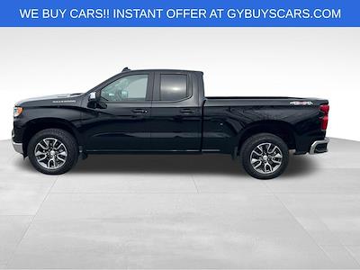 Used 2025 Chevrolet Silverado 1500 - photo 1