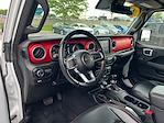 2020 Jeep Gladiator Crew Cab 4x4 Pickup for sale #A22190A - photo 15