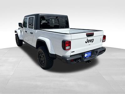 2021 Jeep Gladiator Crew Cab 4x4 Pickup for sale #C31071A - photo 2