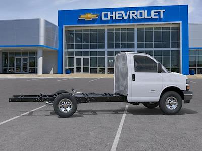 2025 Chevrolet Express 3500 Regular Cab RWD Cutaway for sale #C31687 - photo 2