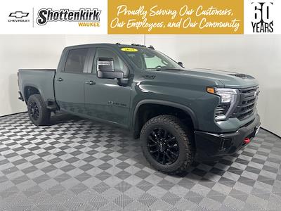 2025 Chevrolet Silverado 2500 Crew Cab 4x4 Pickup for sale #51100 - photo 1