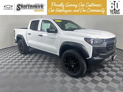 New 2025 Chevrolet Colorado Trail Boss Crew Cab 4x4 Pickup for sale #51157 - photo 1