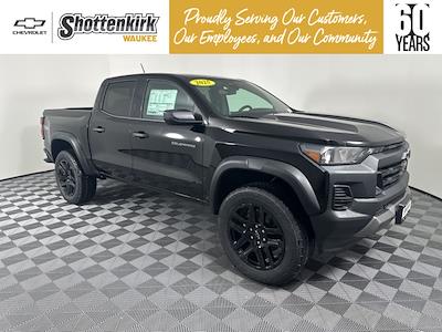 New 2025 Chevrolet Colorado Trail Boss Crew Cab 4x4 Pickup for sale #51162 - photo 1