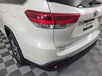 2018 Toyota Highlander 4x4 SUV for sale #51208A - photo 11