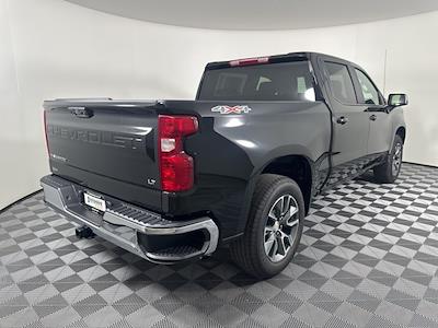 New 2025 Chevrolet Silverado 1500 LT Crew Cab 4x4 Pickup for sale #51281 - photo 2