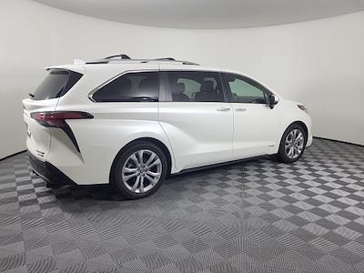 2021 Toyota Sienna FWD Minivan for sale #51392A - photo 2