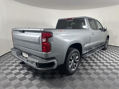 New 2025 Chevrolet Silverado 1500 LT Crew Cab 4x4 Pickup for sale #51476 - photo 2