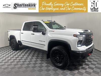 Used 2024 Chevrolet Silverado 2500 ZR2 Crew Cab for sale #51553A - photo 1