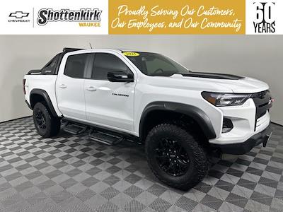 Used 2025 Chevrolet Colorado - photo 1