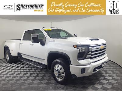 2025 Chevrolet Silverado 3500 Crew Cab 4x4 Pickup for sale #A6971 - photo 1