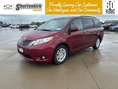 2017 Toyota Sienna FWD Minivan for sale #KB7513 - photo 1