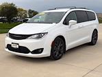 2019 Chrysler Pacifica FWD Minivan for sale #KB7532 - photo 2