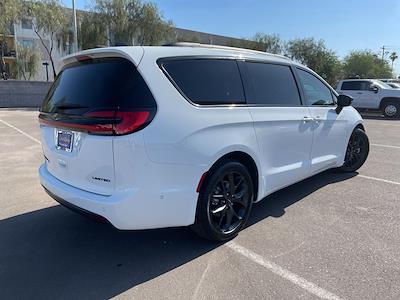 2023 Chrysler Pacifica FWD Minivan for sale #P253818B - photo 2