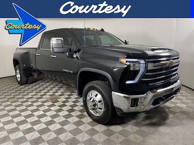 2025 Chevrolet Silverado 3500 Crew Cab 4x4 Pickup for sale #P255446 - photo 1