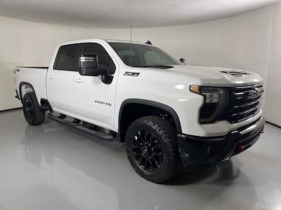 2025 Chevrolet Silverado 2500 Crew Cab 4x4 Pickup for sale #P257409 - photo 2