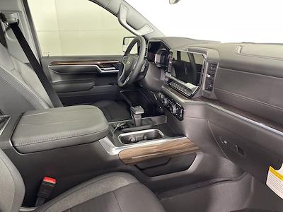 New 2026 Chevrolet Silverado 1500 - photo 1