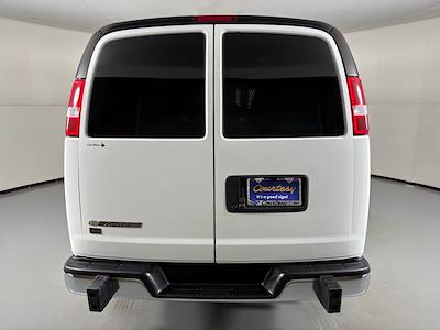 Used 2022 Chevrolet Express 2500 - photo 1
