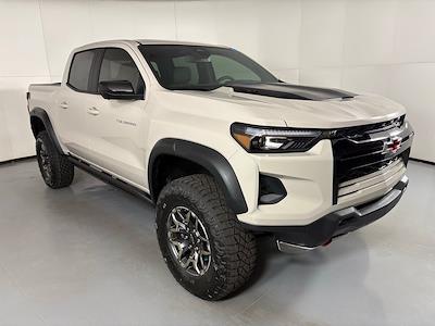 2026 Chevrolet Colorado Crew Cab 4WD Pickup for sale #P262699 - photo 2