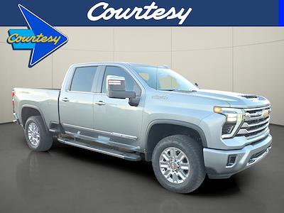 Used 2025 Chevrolet Silverado 2500 - photo 1