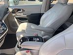 2017 Chrysler Pacifica FWD Minivan for sale #PAP10911 - photo 19