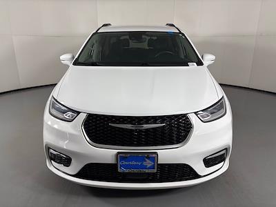 Used 2022 Chrysler Pacifica - photo 1