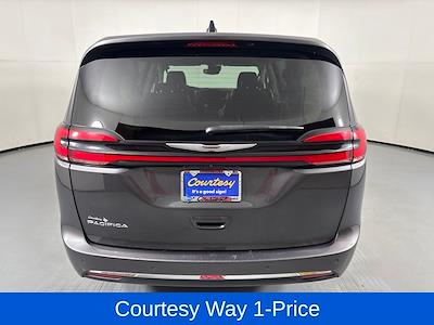 2023 Chrysler Pacifica FWD Minivan for sale #SDP13469 - photo 2
