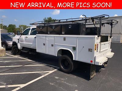 2022 Chevrolet Silverado 5500 Crew Cab DRW 4WD Service Truck for sale #571640 - photo 2