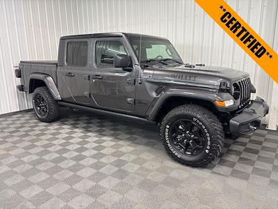 Used 2022 Jeep Gladiator - photo 1