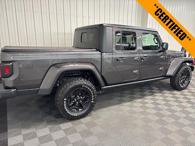Used 2022 Jeep Gladiator - photo 1