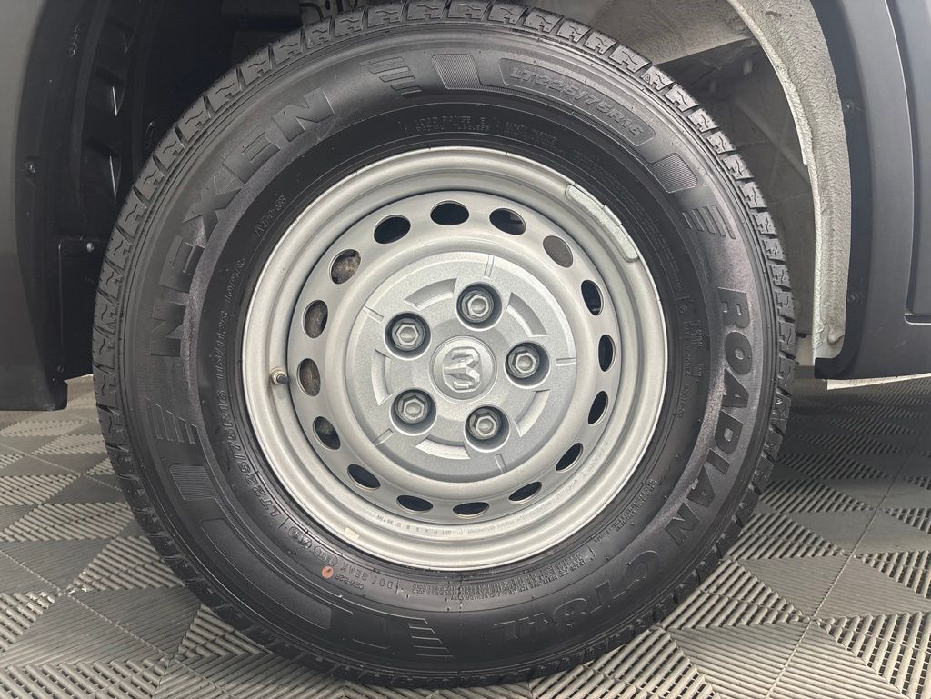 Used 2025 Ram ProMaster 2500 - photo 1