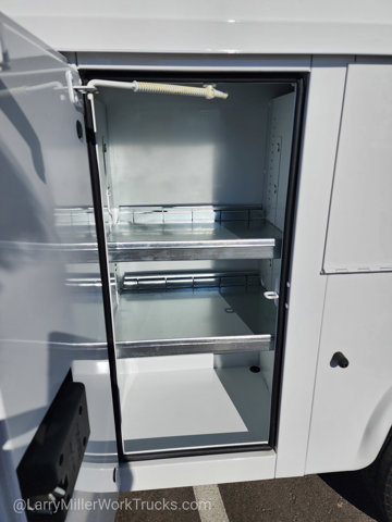 New 2026 Ford E-350 - photo 7