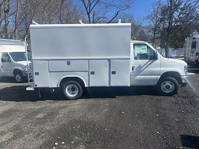 New 2026 Ford E-350 - photo 1