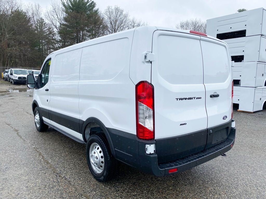 New 2026 Ford Transit 250 - photo 7