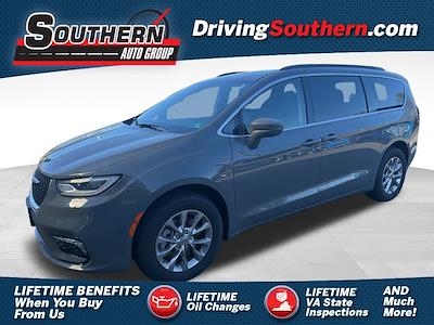 Used 2022 Chrysler Pacifica Touring L Minivan for sale #X26011973T1 - photo 1