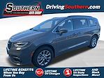 Used 2022 Chrysler Pacifica Touring L Minivan for sale #X26011973T1 - photo 1