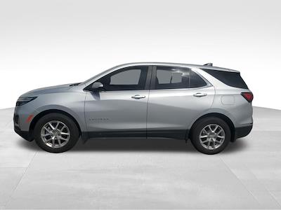 Used 2022 Chevrolet Equinox - photo 1