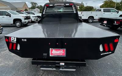 2025 Chevrolet Silverado 3500 Crew Cab DRW 4WD Flatbed Truck for sale #J5S142746 - photo 2