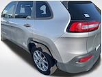 2017 Jeep Cherokee 4x2 SUV for sale #J6R118704A - photo 5