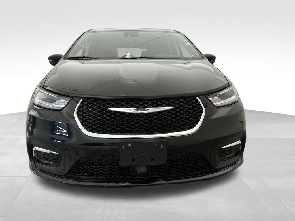 Used 2024 Chrysler Pacifica - photo 11