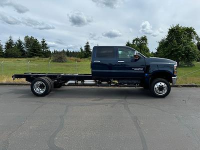 2024 Chevrolet Silverado 5500 Crew Cab DRW 4x4 Cab Chassis for sale #G24631 - photo 2