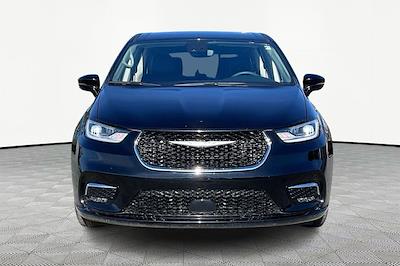 Used 2024 Chrysler Pacifica Touring L Minivan for sale #PV60151 - photo 2