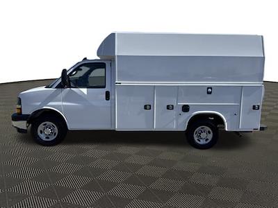 2025 Chevrolet Express 3500 Regular Cab RWD Cutaway for sale #T11206 - photo 2