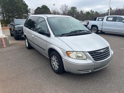 Used 2006 Chrysler Town and Country - photo 1