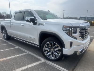 Used 2024 GMC Sierra 1500 - photo 1