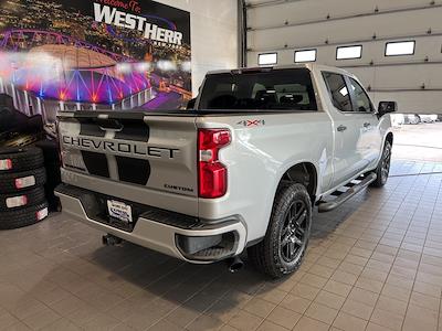 Used 2022 Chevrolet Silverado 1500 Custom Crew Cab 4x4 Pickup for sale #CS25L205 - photo 2