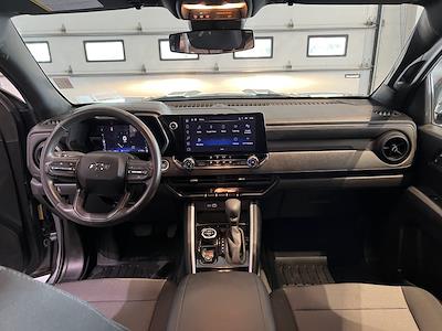 2023 Chevrolet Colorado Crew Cab 4x4 Pickup for sale #CS25P170 - photo 2